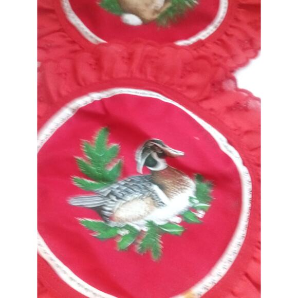 A Vtg Christmas Woodland Coaster Doilies 4 Deer Duck Rabbit & Chipmunk Decor - Picture 3 of 5